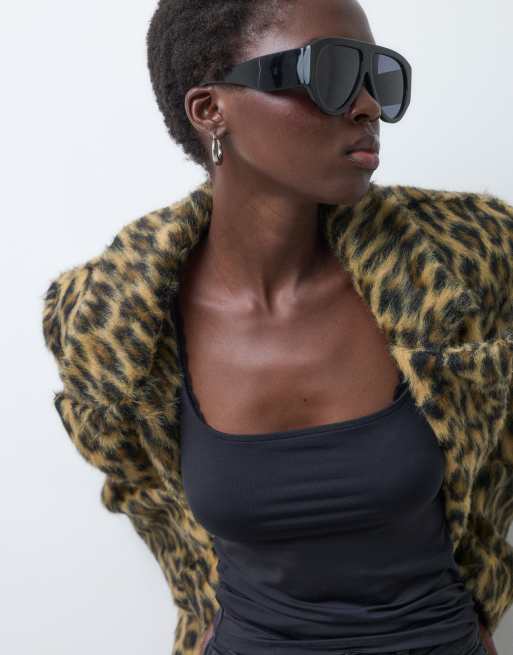 ASOS DESIGN Tall abrigo largo estilo dad de piel sintética con estampado de leopardo, 3 de 5