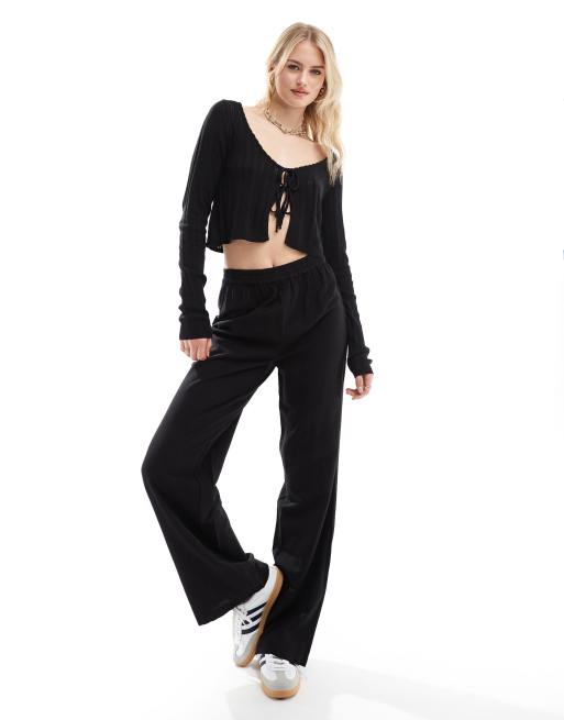 ASOS DESIGN Tall - Ajourgebreid cropped vest met gestrikte voorkant in zwart, 4 van 4