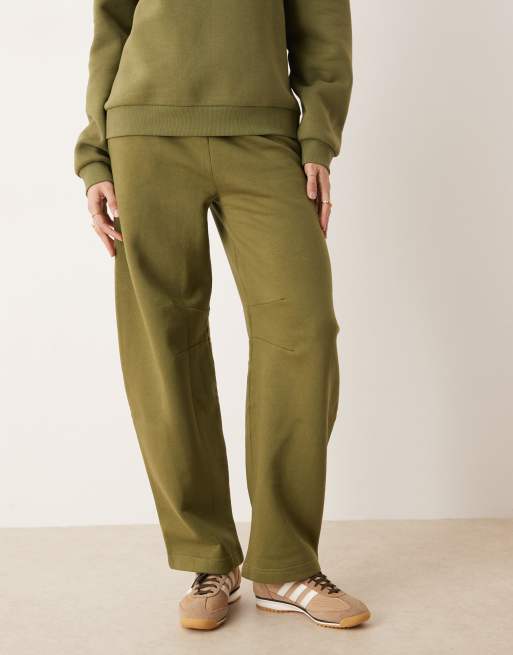 ASOS DESIGN Tall barrel leg brushback jogger in khaki, 2 of 5