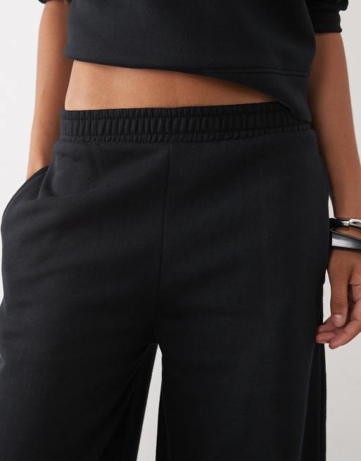 ASOS DESIGN Tall Barrel leg brushback joggers in black, 3 of 5