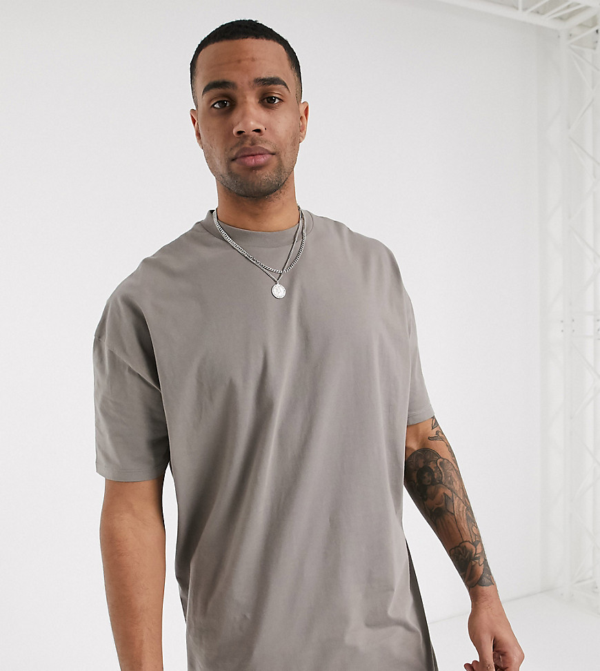 ASOS DESIGN Tall – Beige t-shirt i oversize- och longline-modell med rund halsringning