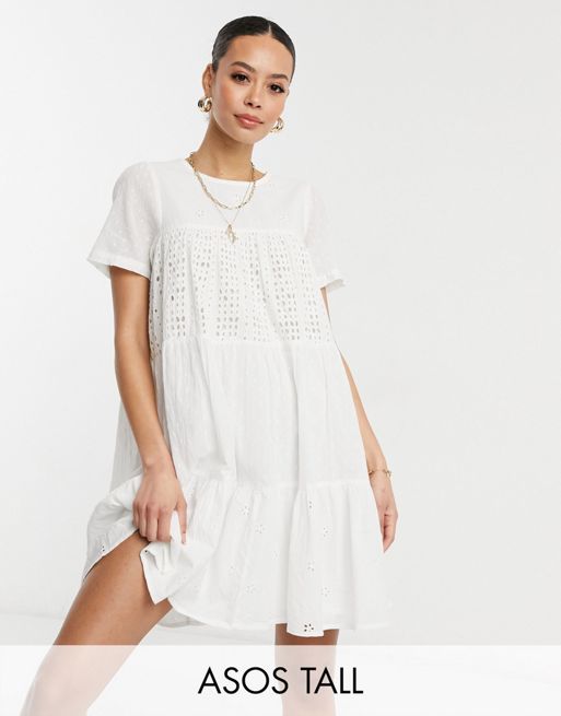 Cra-wallonieShops DESIGN Tall – Biała, luźna sukienka mini z różnorodnym  haftem | Cra-wallonieShops