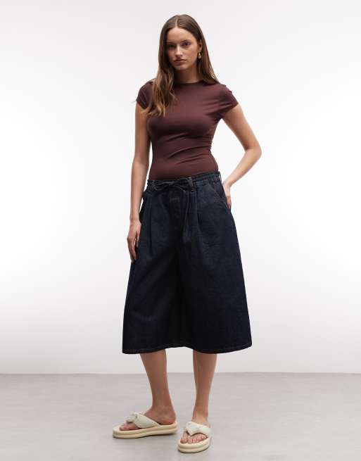 ASOS DESIGN Tall - Body marrón chocolate ceñido de manga corta de poliamida, 2 de 4