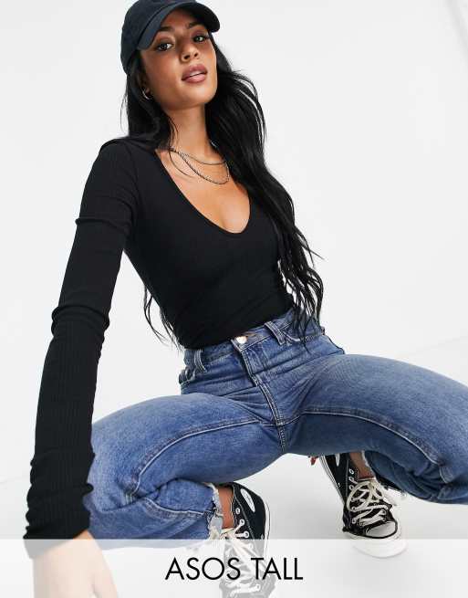 ASOS DESIGN Tall - Body nero a coste a maniche lunghe con scollo a V