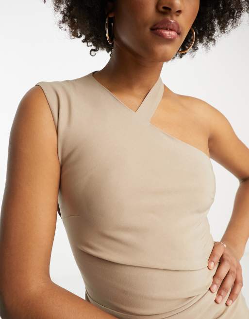 ASOS DESIGN Tall - Bodycon midi jurk van bengaline met blote schouder, overslag bij de hals en split in camel, 3 van 4