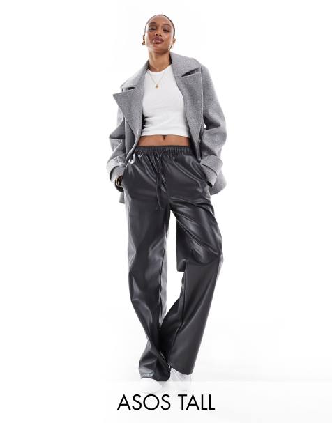 ASOS DESIGN Tall - Broek van imitatieleer met wijde pijpen en elastische taille in antraciet - view 1