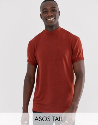 ASOS DESIGN Tall – Brun råvävd t-shirt med avslappnad passform, halvpolokrage och uppvikt ärm-Röd