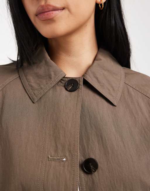 ASOS DESIGN Tall – Brun trenchcoat i lång modell med veckade detaljer, 4 av 4