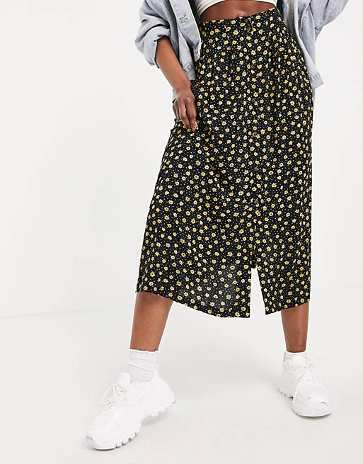 Women Tall button through midi skirt with deep pocket detail in yellow floral and spot print 