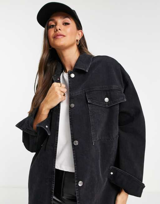 ASOS DESIGN Petite - Giacca antipioggia oversize lunga nera con fodera in  pile borg