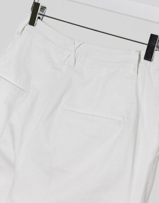 chino pants cream