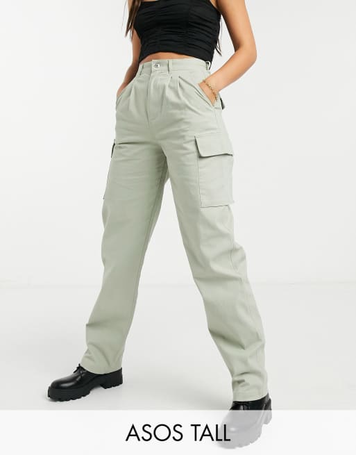 ASOS DESIGN Tall – Chinohose mit Bundfalten und Cargotaschen in Salbei
