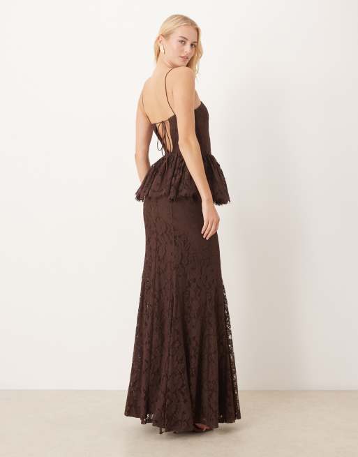 ASOS DESIGN Tall - Chokoladebrun maxikjole med struktur og overdel med volumen og kiler, 3 af 4