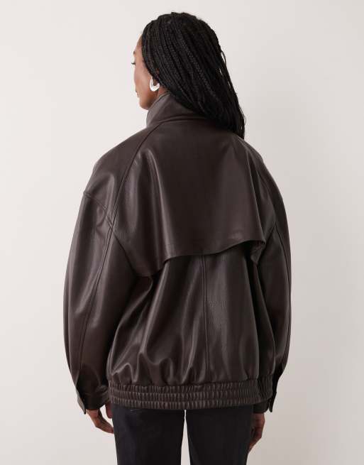 ASOS DESIGN Tall - Chokoladebrun oversized bomber-jakke i læderlook med ståkrave, 4 af 4