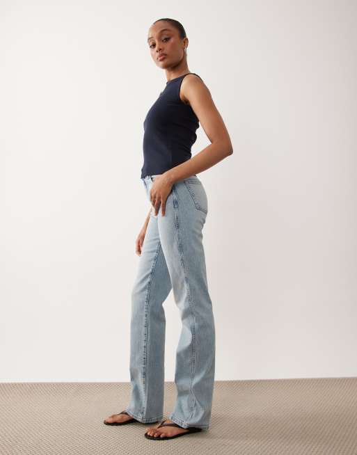 ASOS DESIGN Tall comfort stretch straight leg jeans in lightwash, 2 of 5