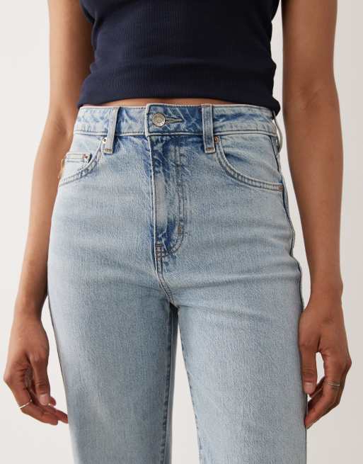 ASOS DESIGN Tall comfort stretch straight leg jeans in lightwash, 5 of 5