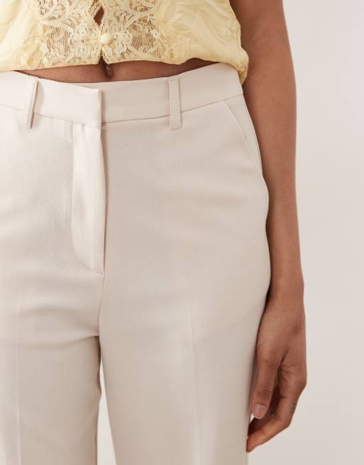 ASOS DESIGN Tall - Cremehvide skræddersyede bukser med svaj, 2 af 5