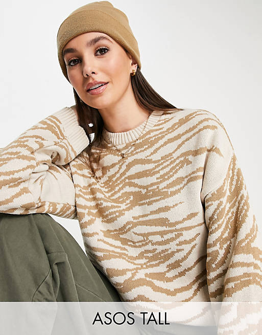 Jumpers & Cardigans Tall crew neck jumper with animal pattern in beige 
