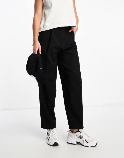 ASOS DESIGN Tall – Czarne, zwężane spodnie z podwiniętymi nogawkami, 4 z 4