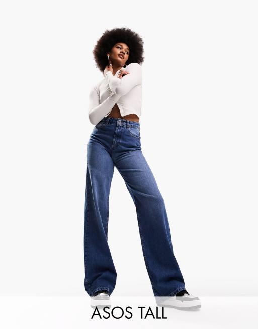 ASOS DESIGN Tall - Dad jeans met wijde pijpen in middenblauw