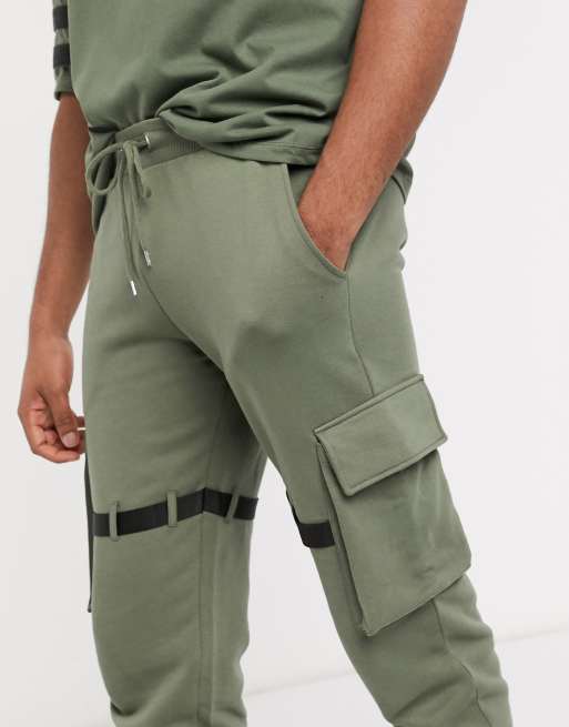 ASOS DESIGN Tall - Del af sæt - Kaki utility-joggingbukser med kontrastkantbånd, 3 af 4