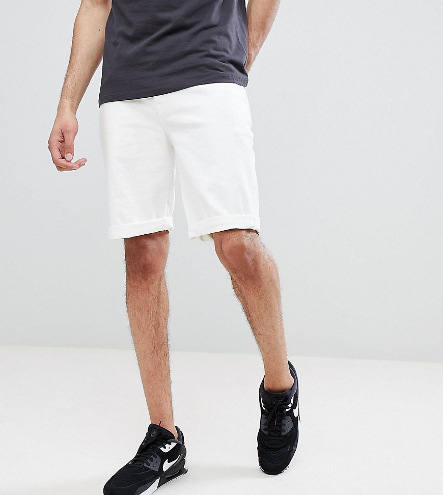 ASOS DESIGN Tall Denim - Pantaloncini di jeans slim bianchi-Bianco