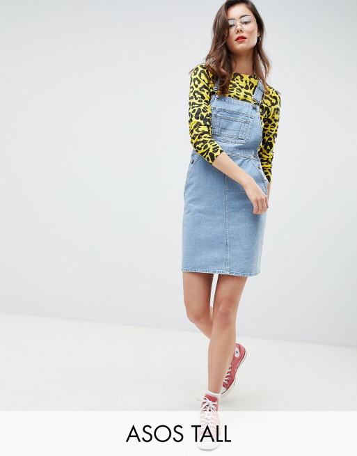 Asos Design Tall Denim Tuinjurk In Vintage Blauw Asos