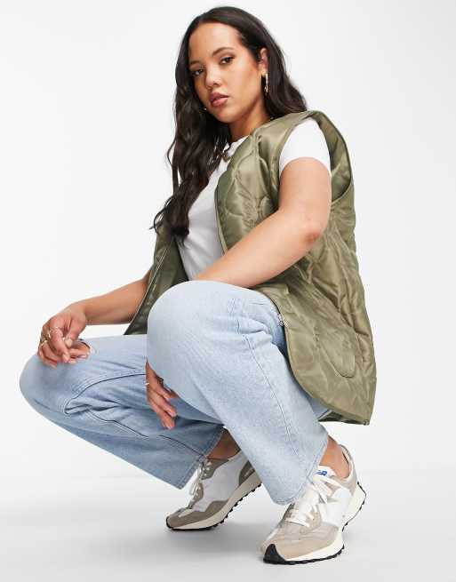 ASOS DESIGN Tall - Doorgestikte bodywarmer van nylon in kaki, 4 van 4