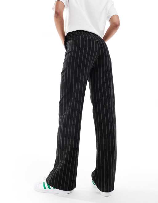 ASOS DESIGN Tall – Dopasowane wciągane spodnie w czarnym kolorze w paski, 4 z 5
