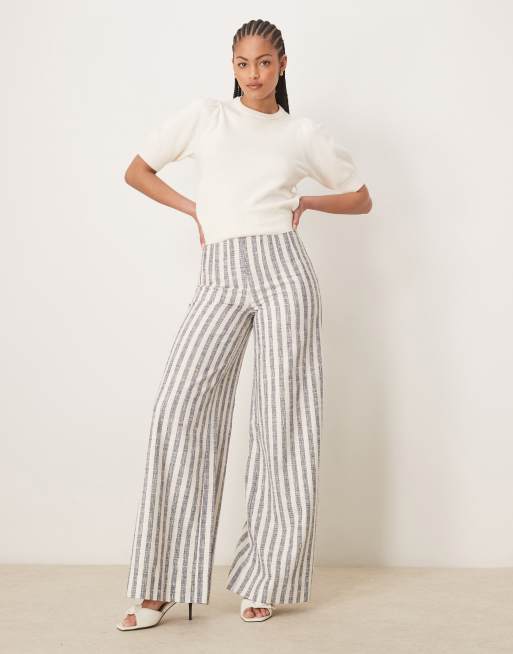 ASOS DESIGN Tall - Elegante gestreepte bouclé broek in blauw