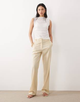 ASOS DESIGN Tall - Elegante Hose in Buttermilchgelb mit schmalem, geradem Schnitt