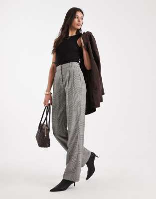 ASOS DESIGN Tall - Elegante Hose mit Karomuster, hohem Bund und Bundfalten-Keine Farbe