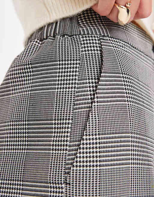 ASOS DESIGN Tall – Elegante Hose mit lockerem, geradem Schnitt und Hahnentrittmuster in Schwarz-Weiß, 2 von 5