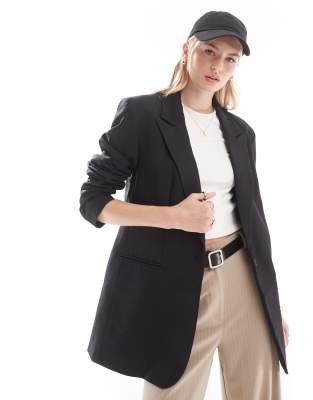 ASOS DESIGN Tall - Eleganter Relaxed Fit Blazer in Schwarz