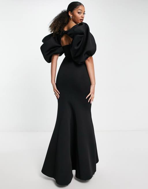 Exaggerated 2024 sleeve dress