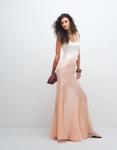 ASOS DESIGN Tall - Ferskenfarvet nederdel i satin- og chiffonblanding med fishtail - view 1