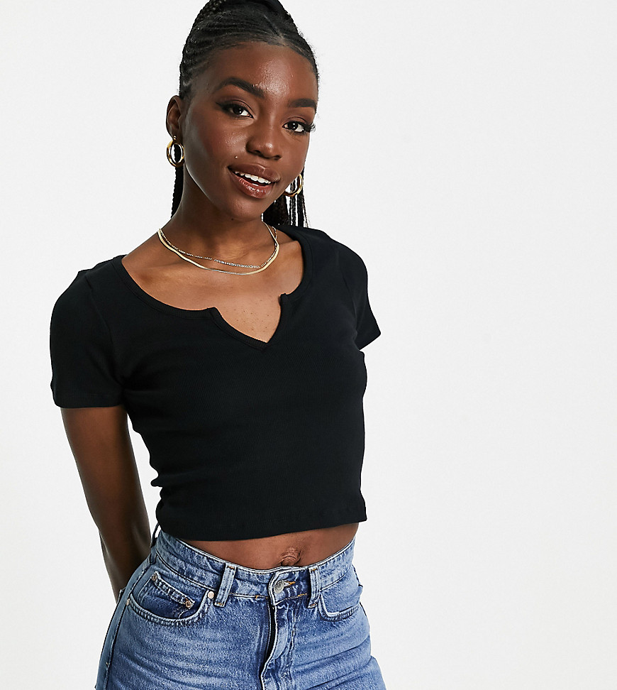 ASOS TALL ASOS DESIGN TALL FITTED CROP TOP WITH NOTCH NECK IN BLACK,SS21IAN505
