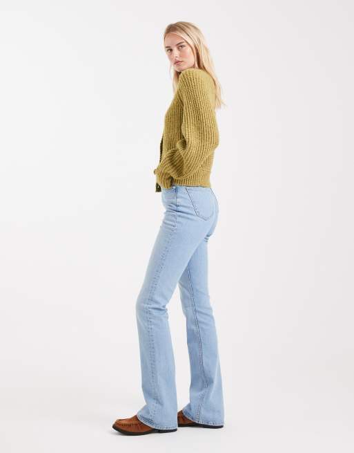 ASOS DESIGN Tall - Flared jeans jeans met halfhoge taille in licht mid-wash blauw, 2 van 5