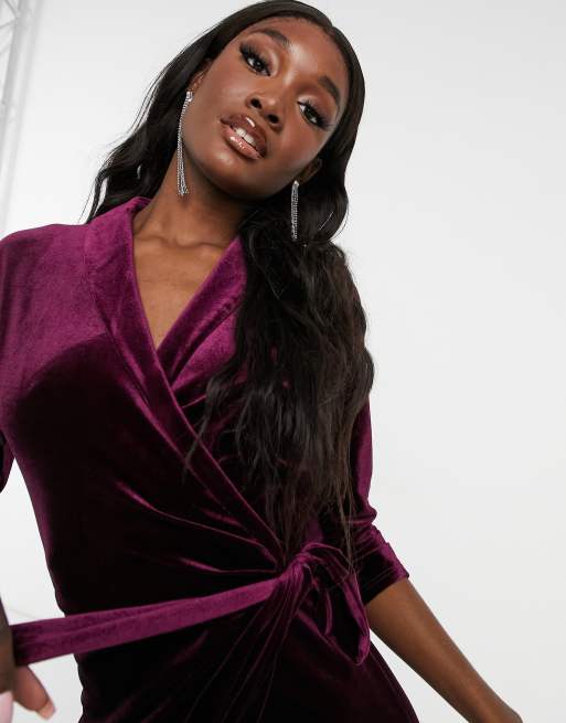 ASOS DESIGN Tall - Fluwelen midi jurk met overslag in bessenkleur, 3 van 4