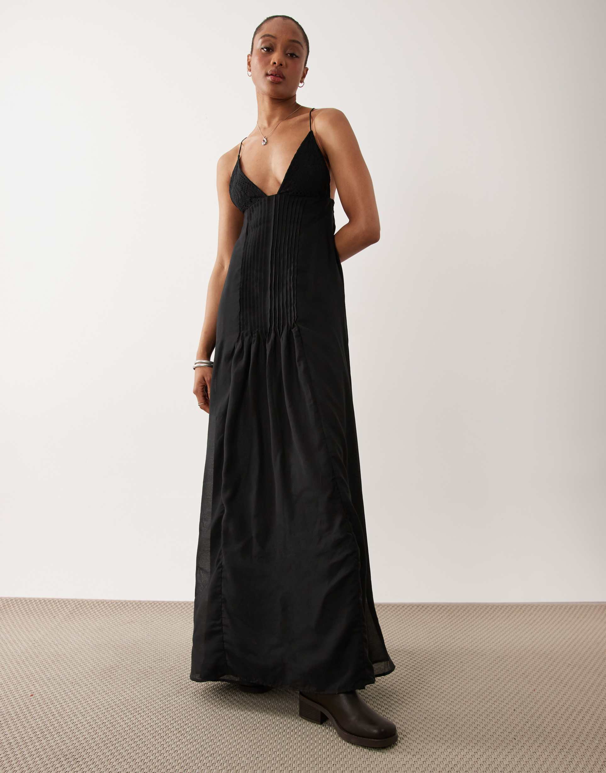 asos design tall genie lace pleated maxi dress in black
