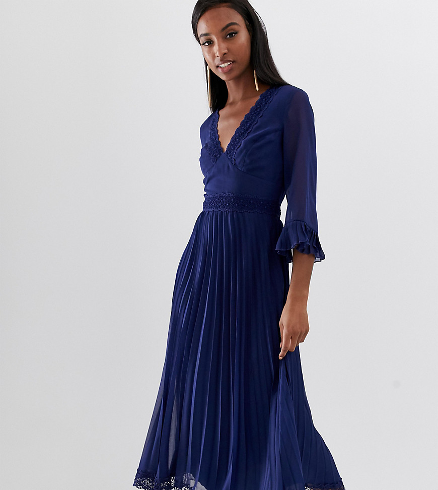 ASOS DESIGN Tall - Geplooide midi-jurk met kant-Marineblauw