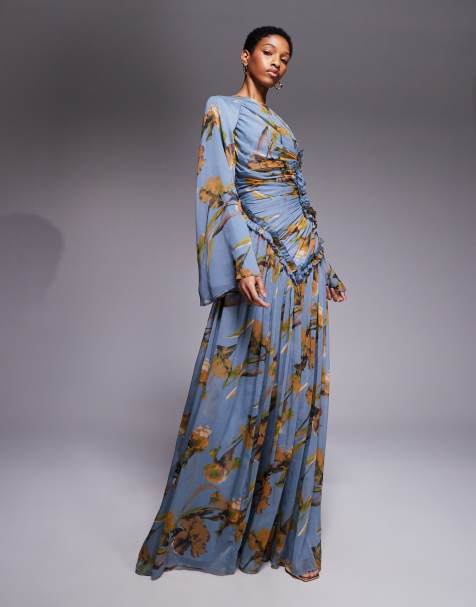 ASOS DESIGN Tall – Gerafftes Chiffon-Maxikleid in Blau mit Knitterstruktur, Blumenmuster und kleinen Rüschen - view 1