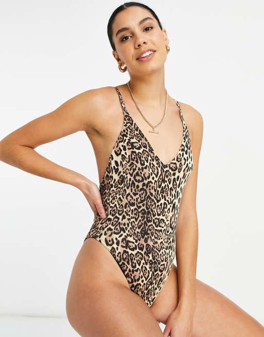 ASOS DESIGN Tall – Gerippter Badeanzug mit Leopardenmuster und Riemchendesign, 4 von 4