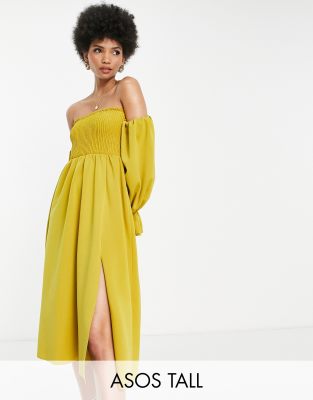 ASOS DESIGN Tall - Gesmoktes Midi-Ballkleid in Hellgrün mit Carmen-Ausschnitt und Blousonärmeln