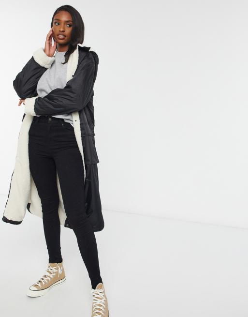 ASOS DESIGN Tall - Giacca antipioggia lunga con fodera in pile borg nera, 3 di 4