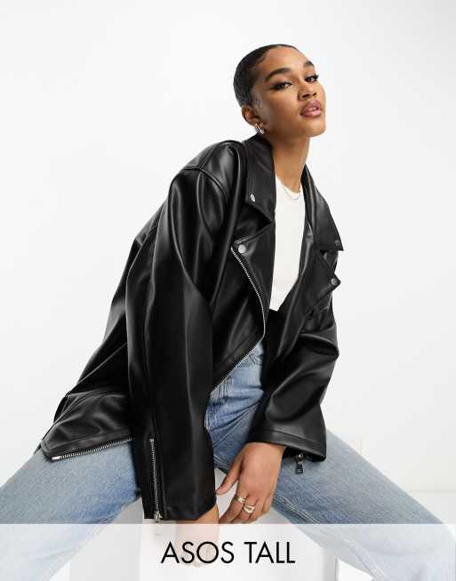 ASOS DESIGN Tall - Giacca oversize taglio lungo in pelle sintetica nera