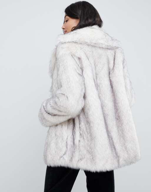 ASOS DESIGN Tall glam oversized white faux fur, 2 of 4