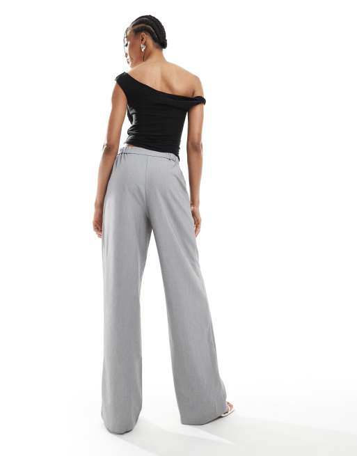 ASOS DESIGN Tall – Grå, figursydda byxor med raka ben och avslappnad passform, 2 av 5
