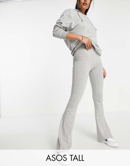 ASOS DESIGN Tall – Gråmelerade ribbade byxor med utsvängd design