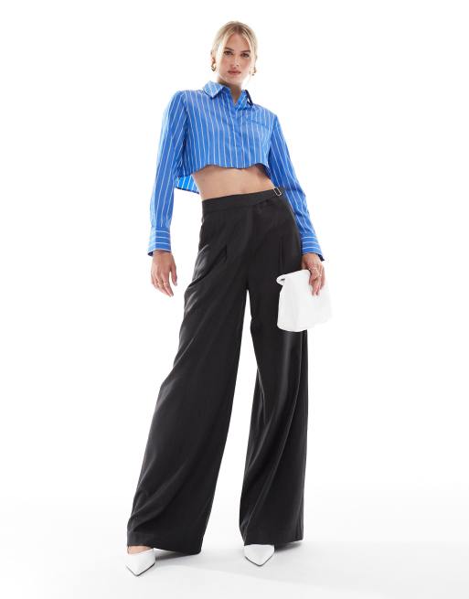 ASOS DESIGN Tall – Grårandiga figursydda byxor med vida ben och asymmetriskt spänne, 2 av 5